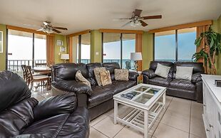 Phoenix Iii 3039 3 Bedroom Condo