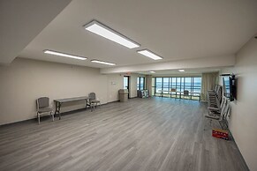 Phoenix Iii 3039 3 Bedroom Condo