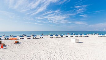 Phoenix Iii 3039 3 Bedroom Condo