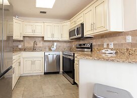 Phoenix Vi 61207 1 Bedroom Condo