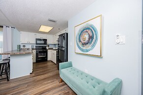 Phoenix East 201 3 Bedroom Condo