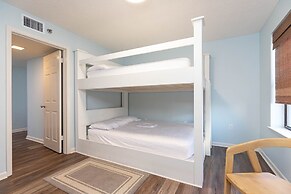 Phoenix East 201 3 Bedroom Condo