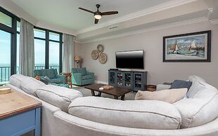 Phoenix West 807 3 Bedroom Condo