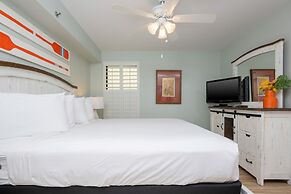 Phoenix Ii 2078 3 Bedroom Condo