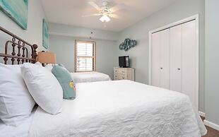 Phoenix Viii 8506 3 Bedroom Condo