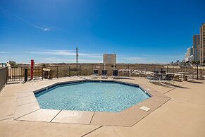 Phoenix Viii 8506 3 Bedroom Condo