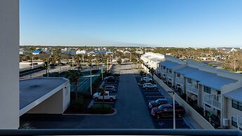 Phoenix Viii 8506 3 Bedroom Condo