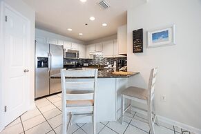 Phoenix Vii 71504 2 Bedroom Condo