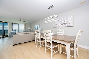 Phoenix Vii 7508 3 Bedroom Condo