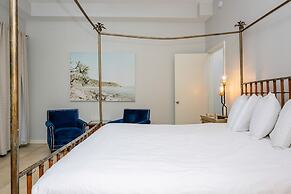 Phoenix East 001 3 Bedroom Condo