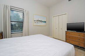 Phoenix East 001 3 Bedroom Condo