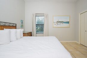 Phoenix East 001 3 Bedroom Condo