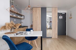 Studio Lwowska 1 by Renters