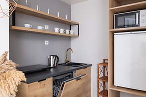 Studio Lwowska 1 by Renters