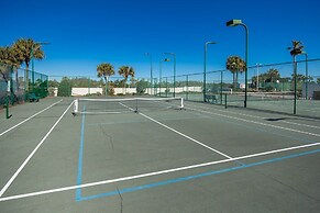 Phoenix Vi 6310 2 Bedroom Condo