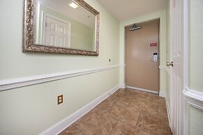 Phoenix X 1006 3 Bedroom Condo