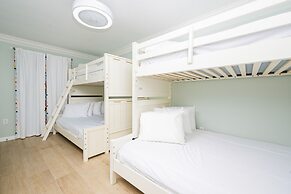 Phoenix V 1003 3 Bedroom Condo