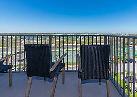 Phoenix Vi 6715 3 Bedroom Condo