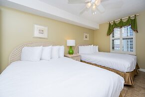 Phoenix Vi 6715 3 Bedroom Condo