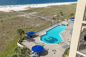 Phoenix Vi 6715 3 Bedroom Condo