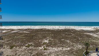 Phoenix Vi 6715 3 Bedroom Condo