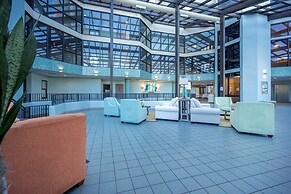 Phoenix Vi 6715 3 Bedroom Condo