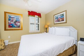 Phoenix Vi 6715 3 Bedroom Condo