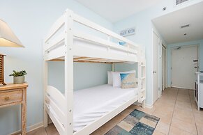 Phoenix Viii 8705 1 Bedroom Condo