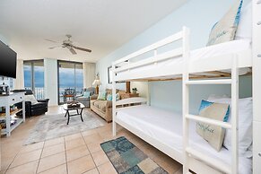 Phoenix Viii 8705 1 Bedroom Condo