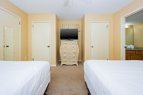 Phoenix Vii 7609 2 Bedroom Condo