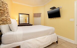 Phoenix West 1204 3 Bedroom Condo