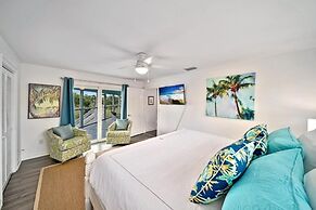 Henderson 3 Bedroom Home by RedAwning