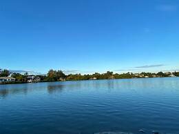 Henderson 3 Bedroom Home by RedAwning