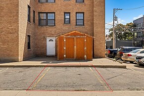 Modern Comfort 2 Bd Condo in Iconic Lincoln Square by AllSet Turnover