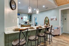 At Last - 1011 Marquette Pl 4 Bedroom Home by RedAwning