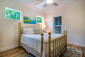 At Last - 1011 Marquette Pl 4 Bedroom Home by RedAwning