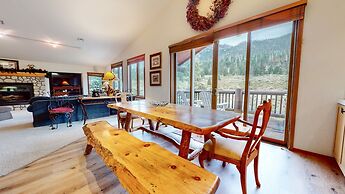 Snowcreek V #757 5 Bedroom Condo by RedAwning