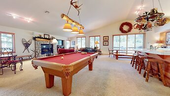 Snowcreek V #757 5 Bedroom Condo by RedAwning