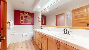 Snowcreek V #757 5 Bedroom Condo by RedAwning