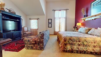 Snowcreek V #757 5 Bedroom Condo by RedAwning