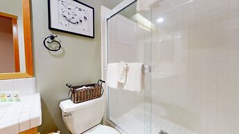 Snowcreek V #757 5 Bedroom Condo by RedAwning