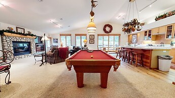 Snowcreek V #757 5 Bedroom Condo by RedAwning