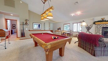 Snowcreek V #757 5 Bedroom Condo by RedAwning