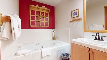 Snowcreek V #757 5 Bedroom Condo by RedAwning