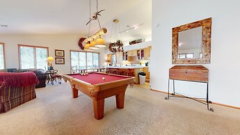 Snowcreek V #757 5 Bedroom Condo by RedAwning