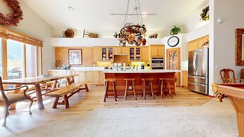 Snowcreek V #757 5 Bedroom Condo by RedAwning