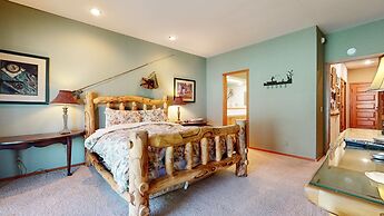 Snowcreek V #757 5 Bedroom Condo by RedAwning