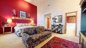 Snowcreek V #757 5 Bedroom Condo by RedAwning