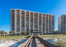 Phoenix East 1406 3 Bedroom Condo by Redawning