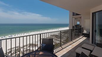 Phoenix East 1406 3 Bedroom Condo by Redawning